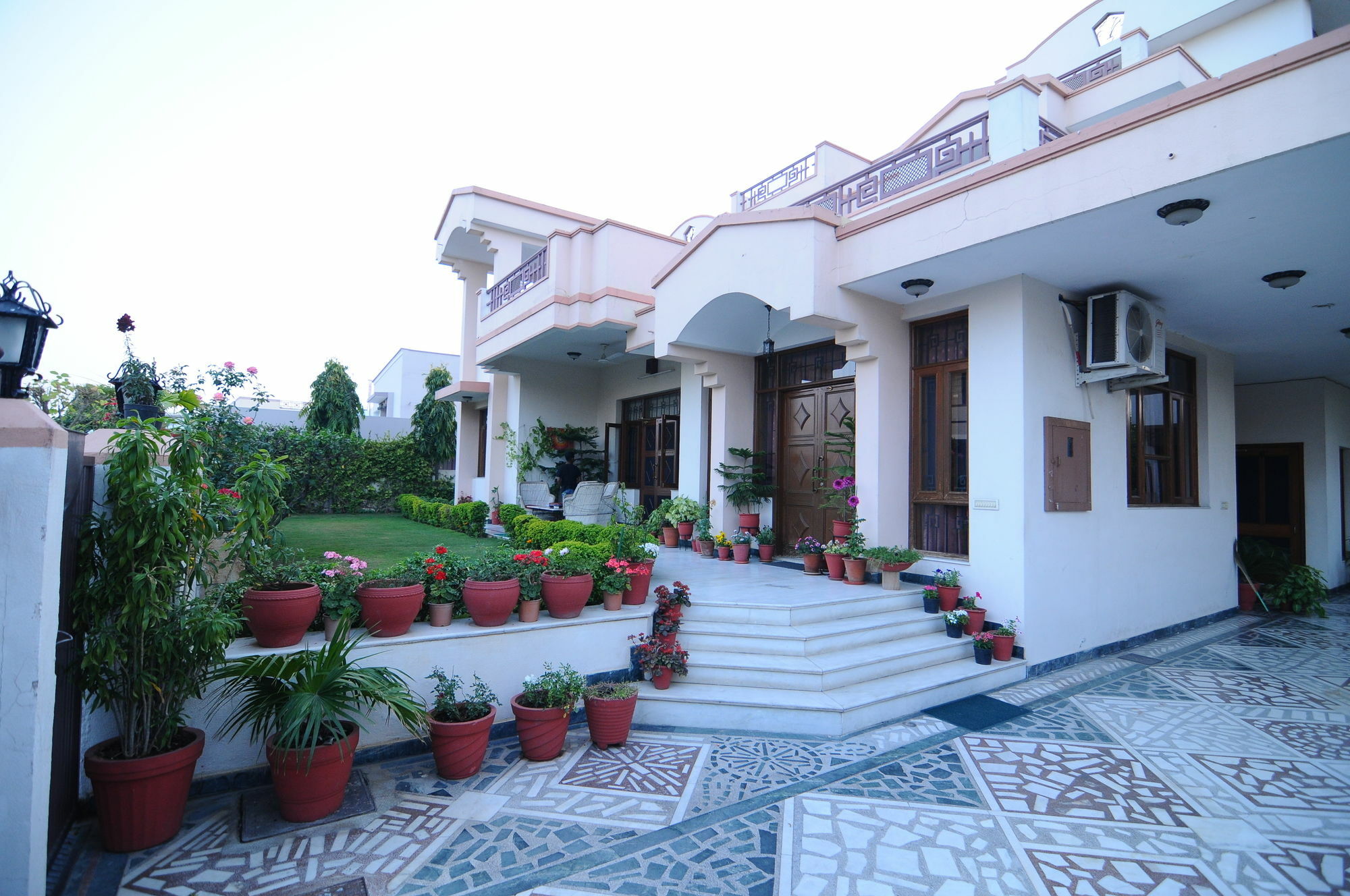 Jaipur Friendly Villa Экстерьер фото
